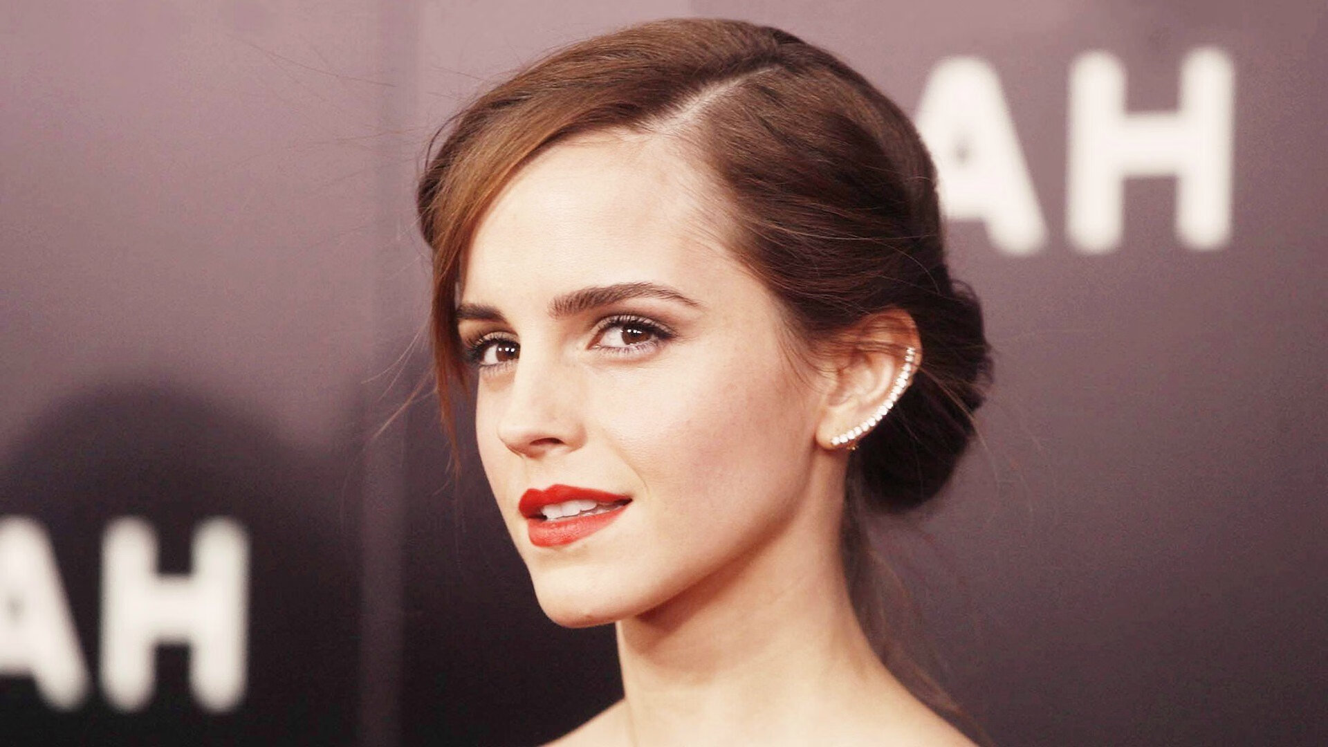 凯里·欧文新书畅销,谈NBA生活与信仰冲突,凯里欧文生活照