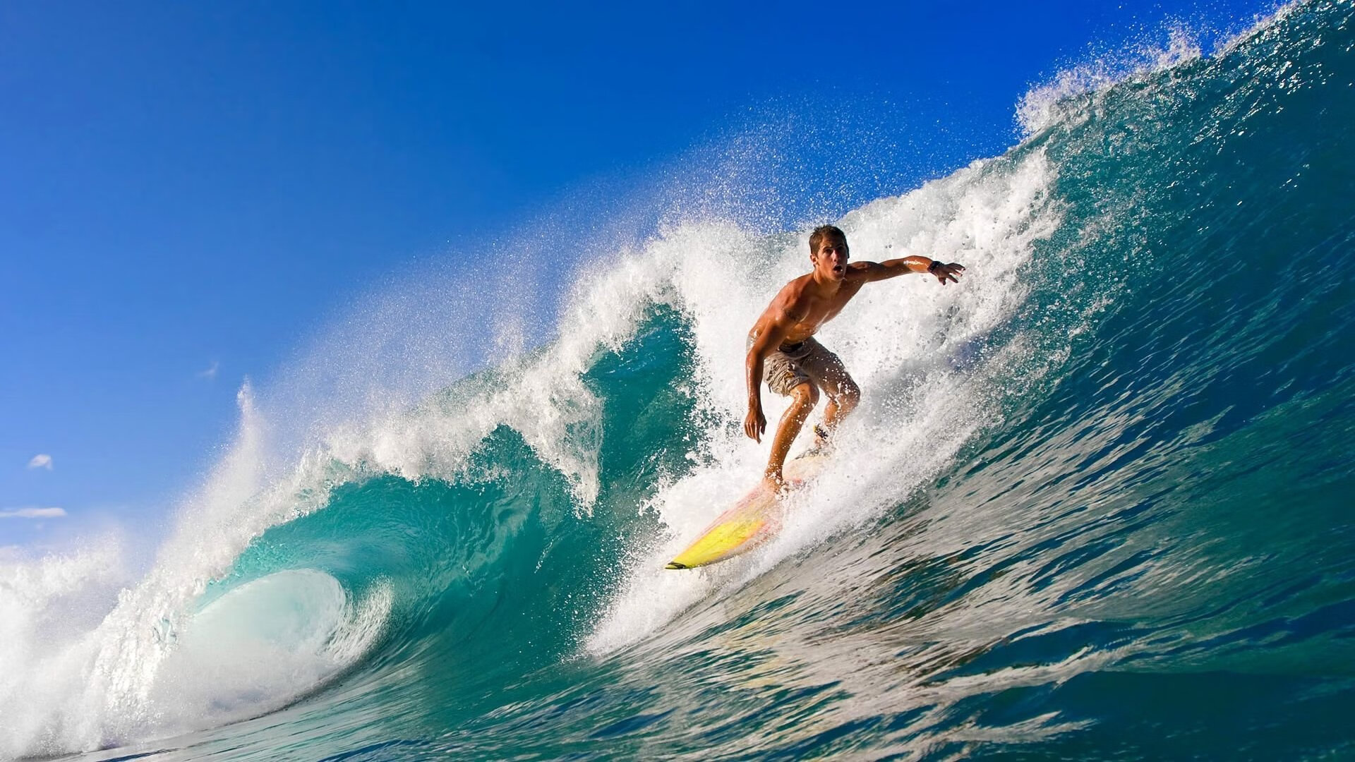 庞蒂冲线时刻引爆全场欢呼，庞蒂克所有车型报价