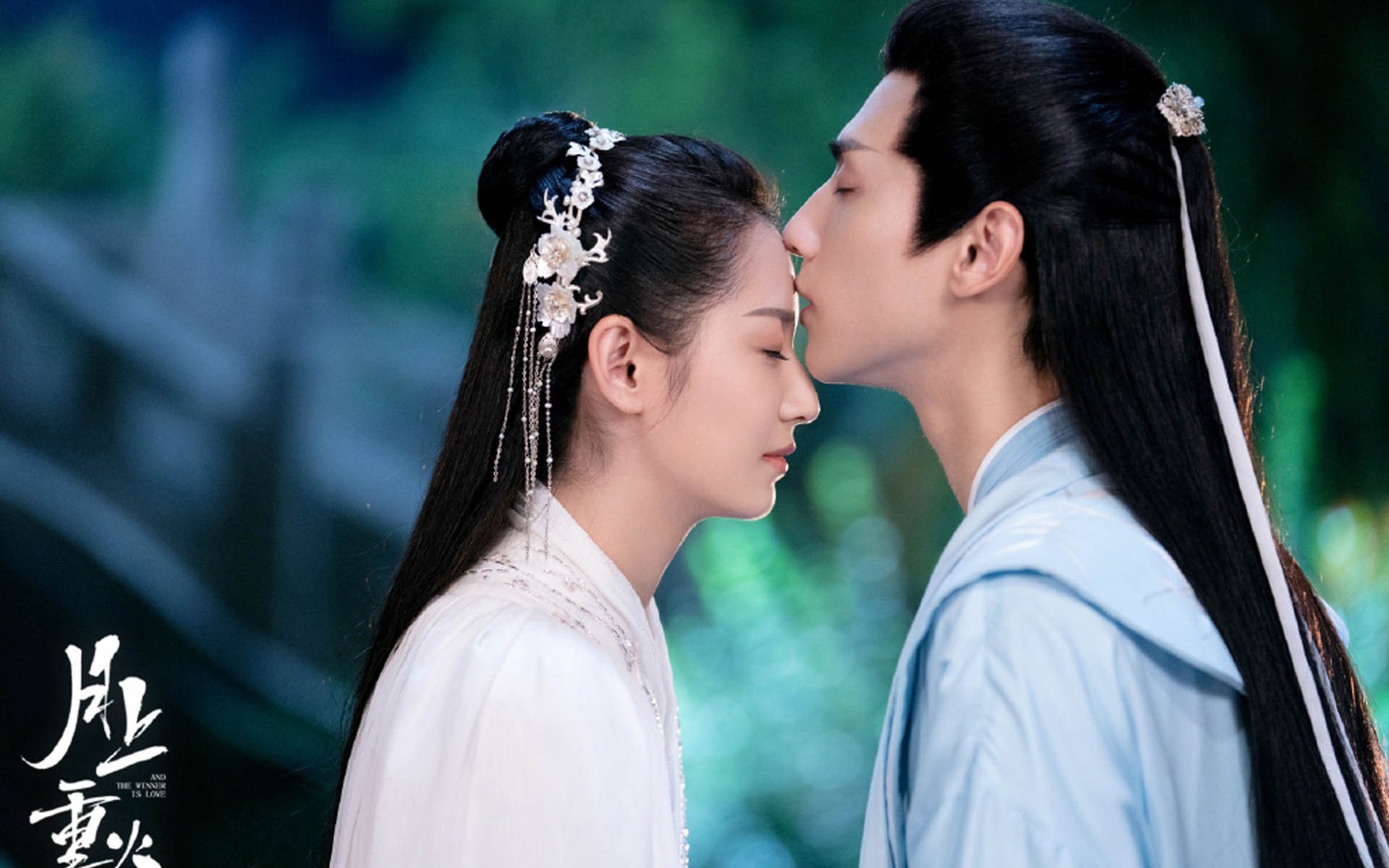 “青少年足球明星巡展启动,激励青年梦想”,青少年足球节目
